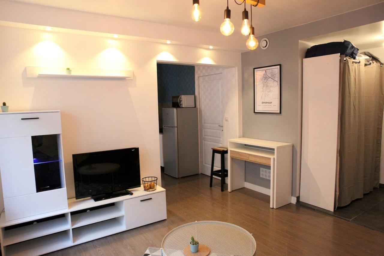 Studio Hyper Centre Ville Epernay - Champagne Luaran gambar